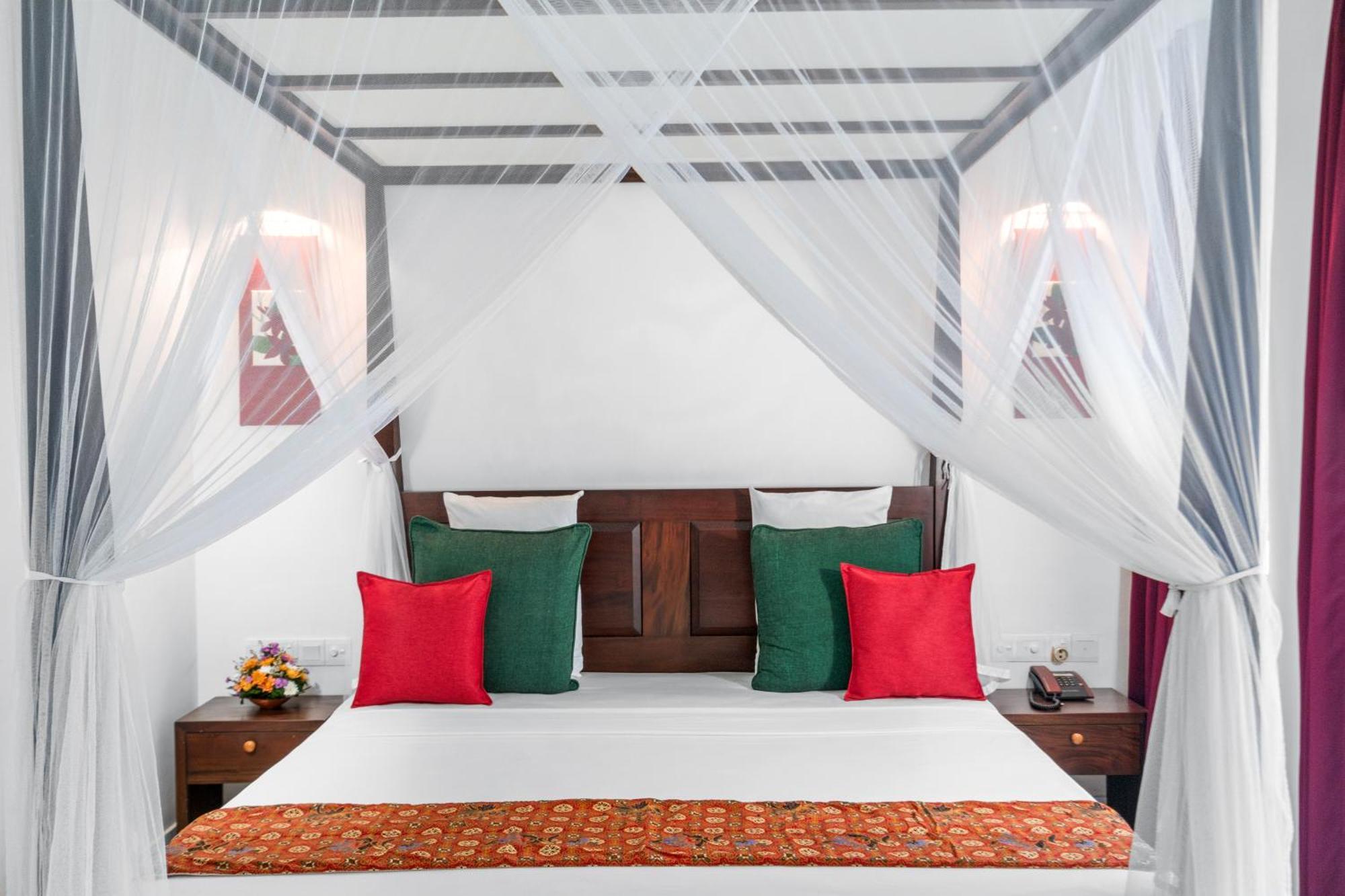 Aida Hotel Bentota Buitenkant foto
