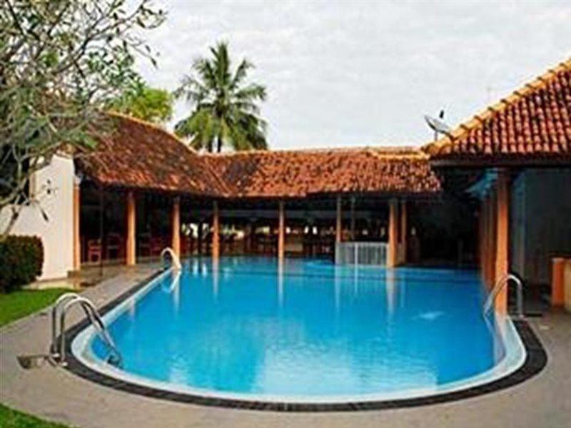 Aida Hotel Bentota Buitenkant foto